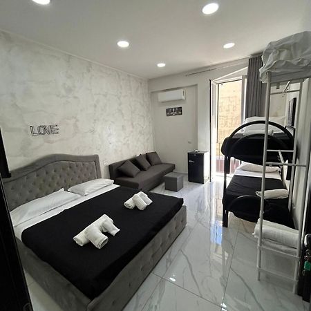 Apartamento Terrazza Luxury Valentino Nápoles Exterior foto
