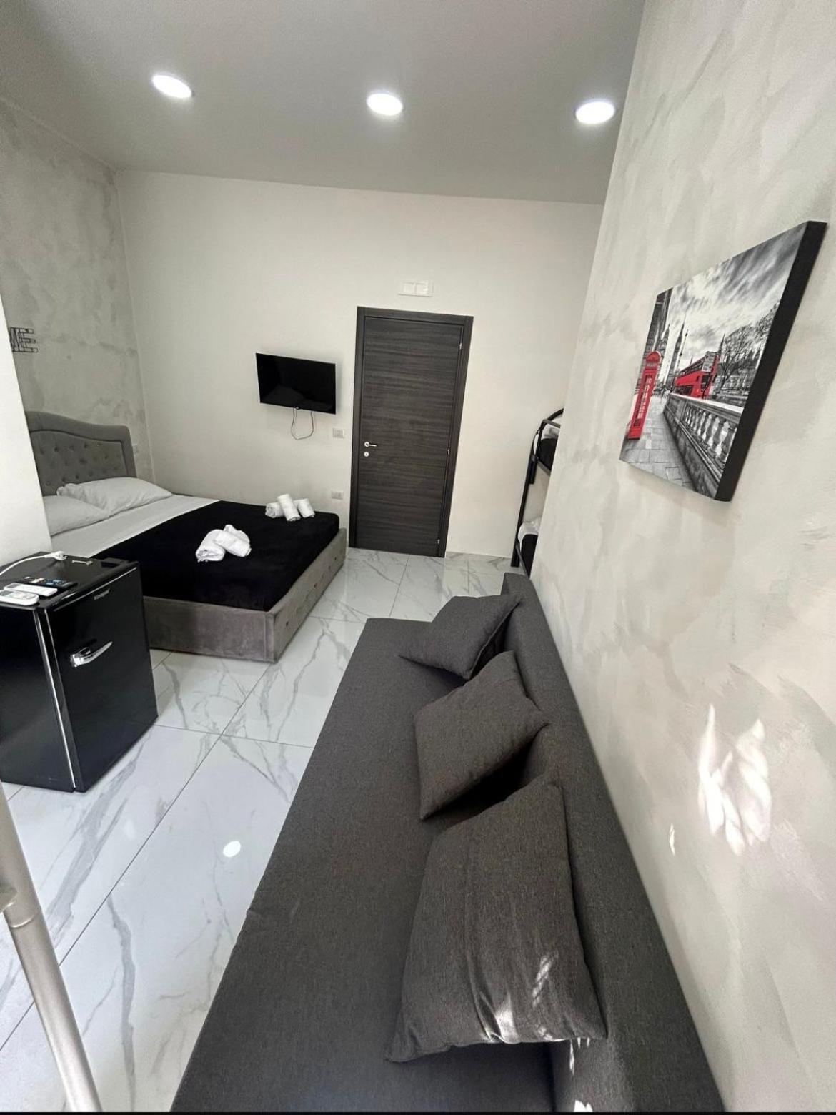 Apartamento Terrazza Luxury Valentino Nápoles Exterior foto